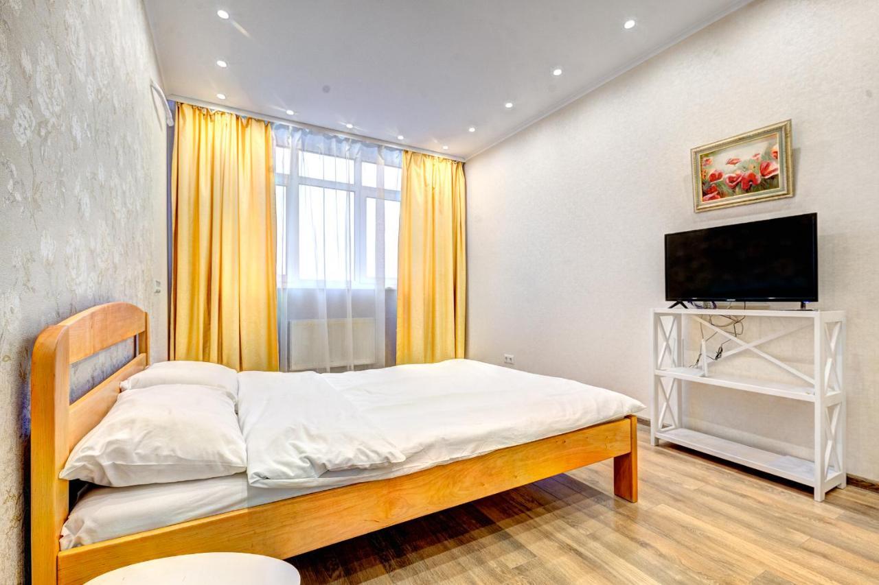 Apartment Voskresenska 18 , Парковые Озера كييف المظهر الخارجي الصورة