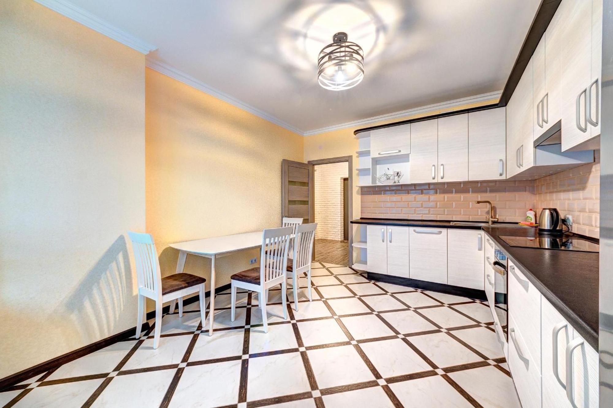 Apartment Voskresenska 18 , Парковые Озера كييف الغرفة الصورة