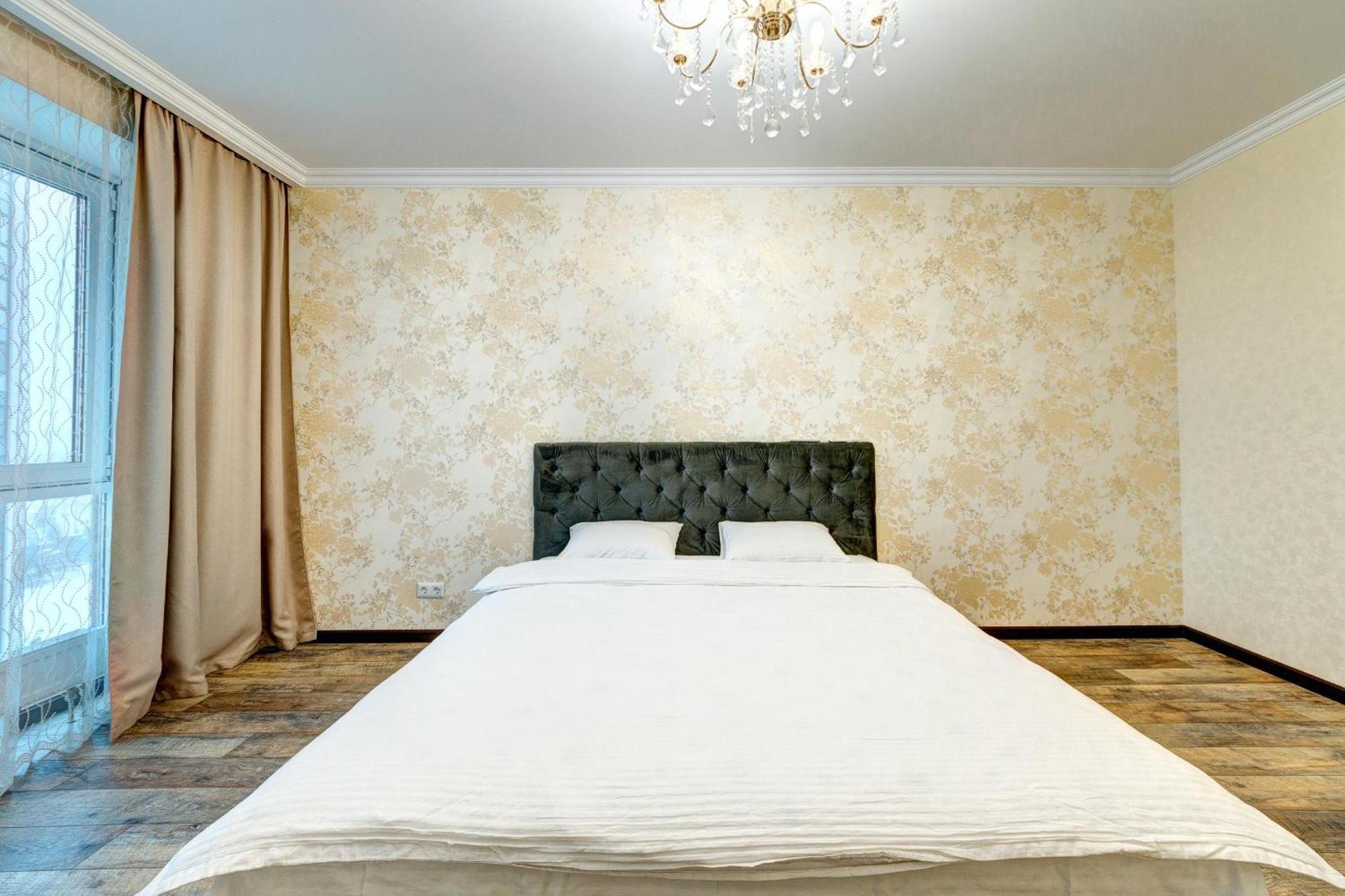 Apartment Voskresenska 18 , Парковые Озера كييف الغرفة الصورة