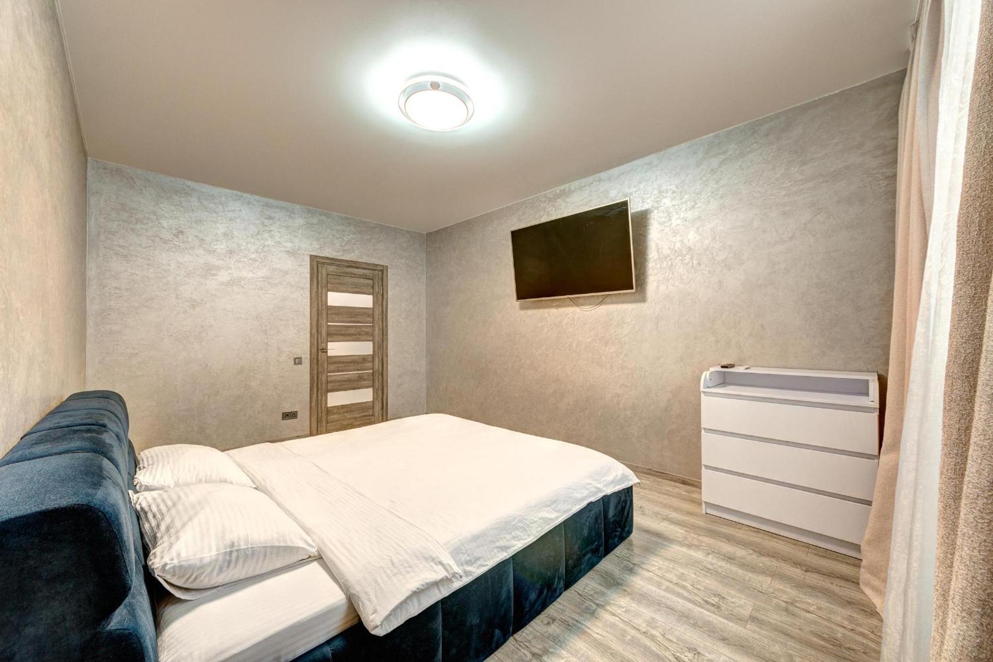 Apartment Voskresenska 18 , Парковые Озера كييف الغرفة الصورة