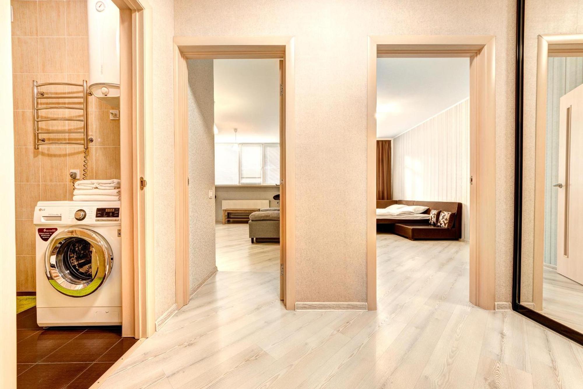 Apartment Voskresenska 18 , Парковые Озера كييف الغرفة الصورة