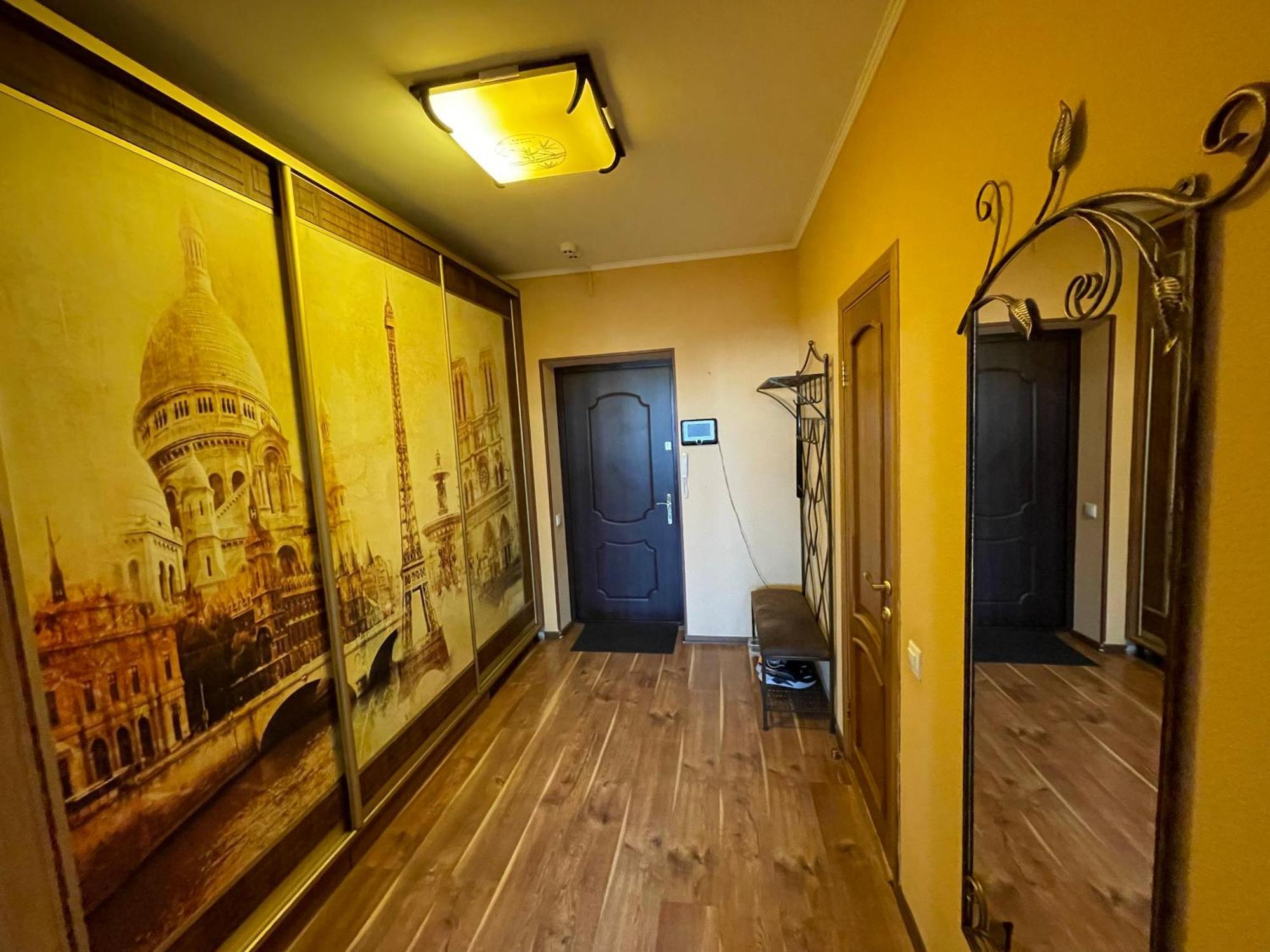Apartment Voskresenska 18 , Парковые Озера كييف الغرفة الصورة