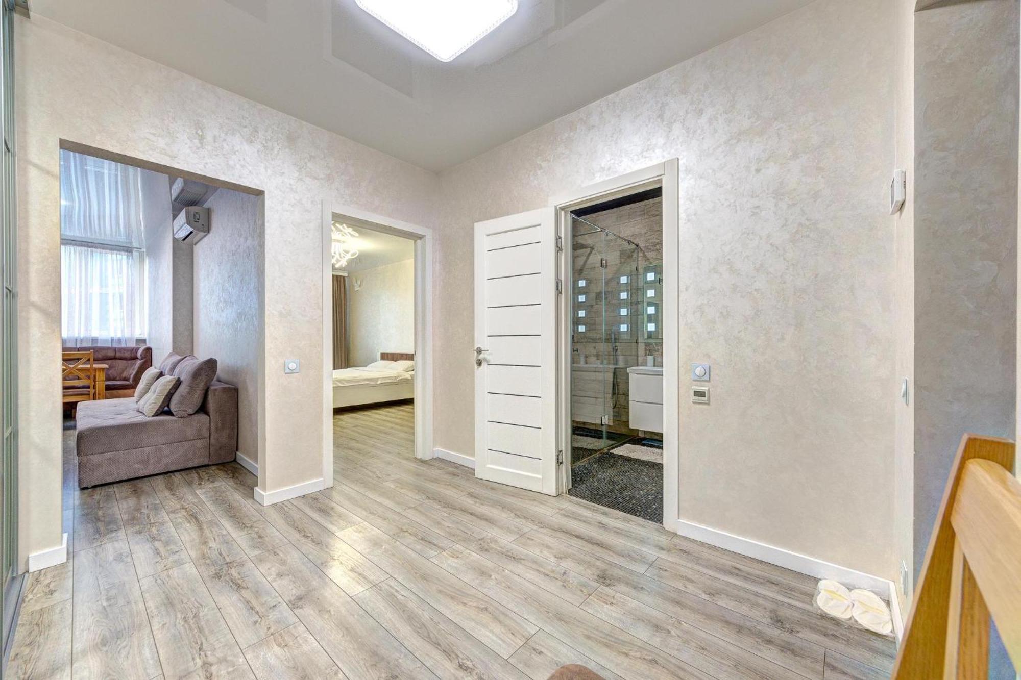 Apartment Voskresenska 18 , Парковые Озера كييف الغرفة الصورة