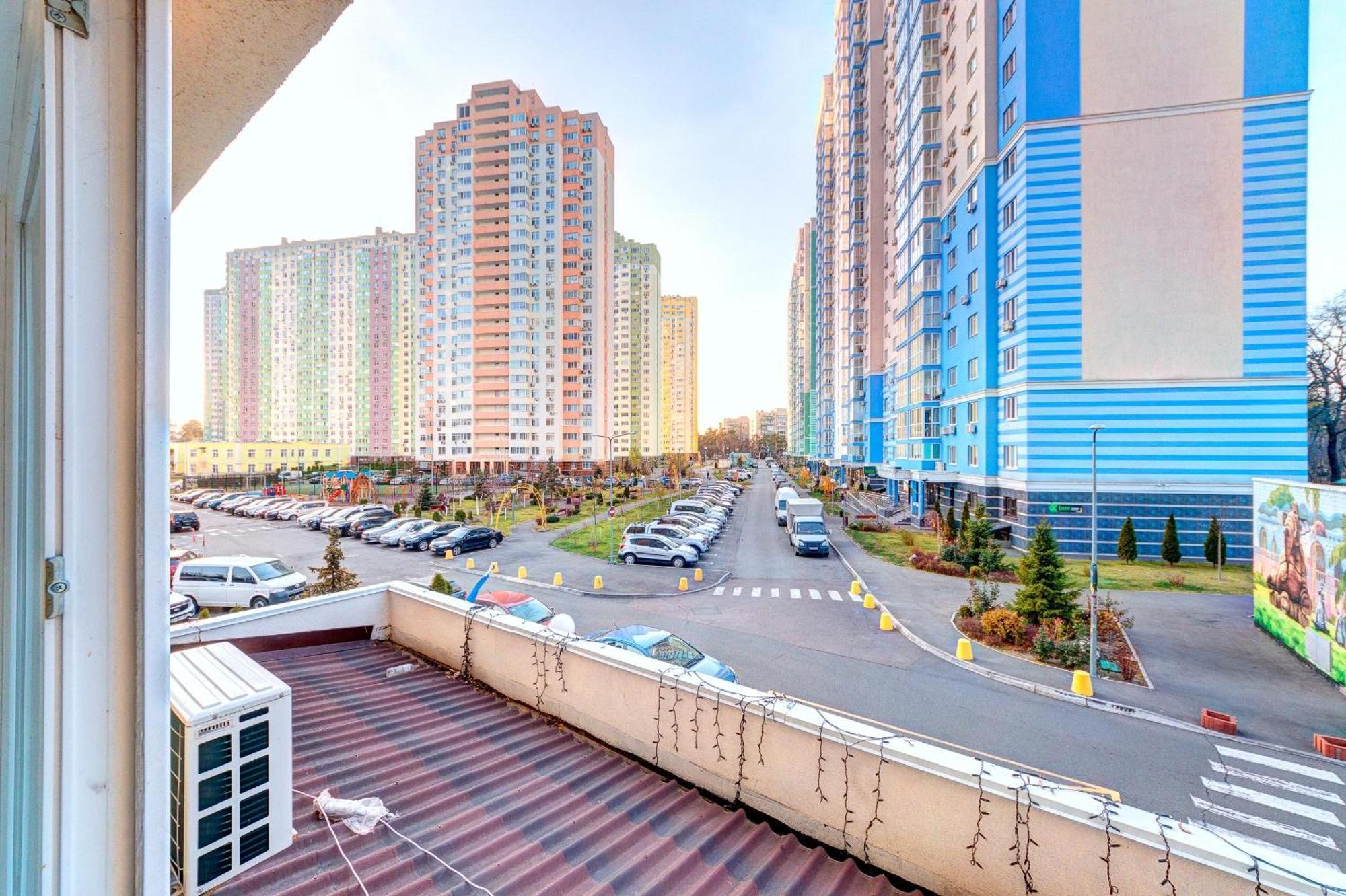 Apartment Voskresenska 18 , Парковые Озера كييف الغرفة الصورة