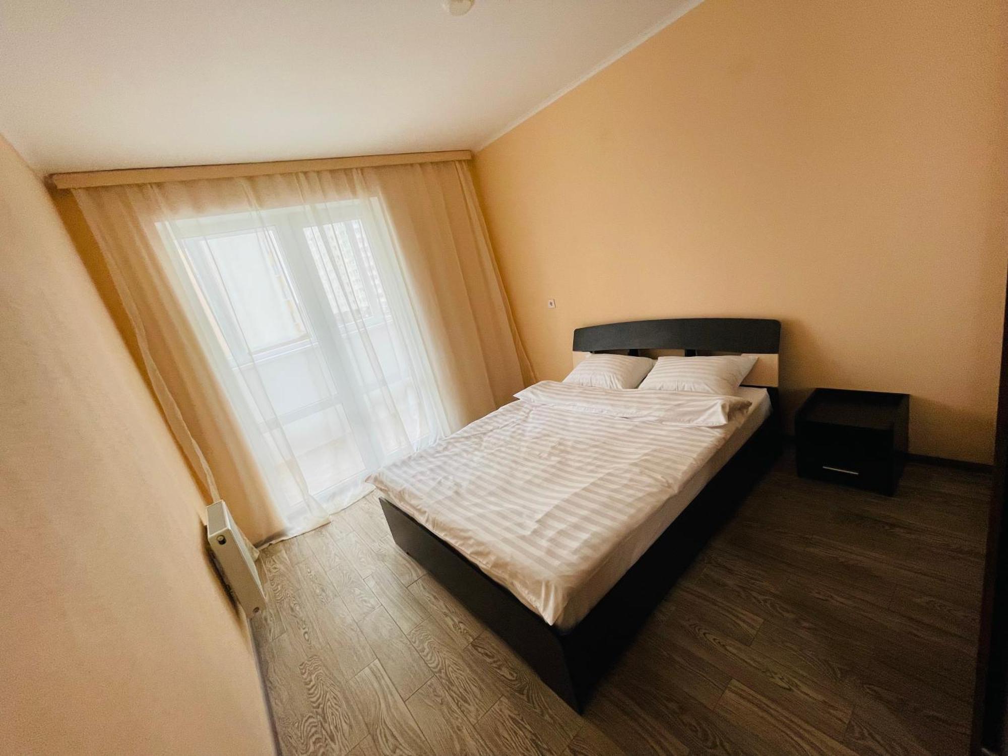 Apartment Voskresenska 18 , Парковые Озера كييف الغرفة الصورة